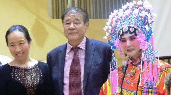 作曲家左贞观与京剧表演艺术家王念东 作曲家左贞观与京剧表演艺术家王念东 - 俄罗斯卫星通讯社