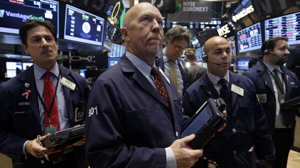 美国股市大多下跌 期待特习会晤 - 俄罗斯卫星通讯社