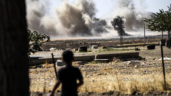 媒体：土空军空袭叙北部居民点致7名平民死亡 - 俄罗斯卫星通讯社