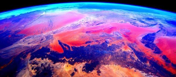 地球 - 俄羅斯衛星通訊社