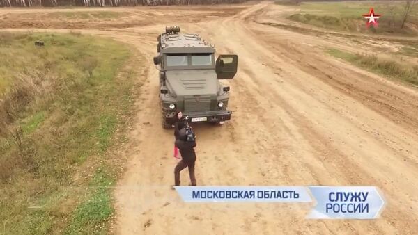 装甲车 - 俄罗斯卫星通讯社