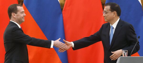 俄總理稱聯繫俄中的是戰略協作夥伴關係和兩國間互動 俄總理稱聯繫俄中的是戰略協作夥伴關係和兩國間互動 - 俄羅斯衛星通訊社