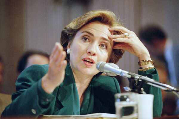 美国第一夫人希拉里，1993年 - 俄罗斯卫星通讯社