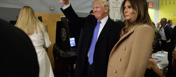 著名時裝設計師：設計師應以有機會為美第一夫人設計服裝為傲 - 俄羅斯衛星通訊社