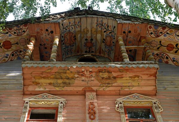 阿尔汉格尔斯克州的木屋正面 - 俄罗斯卫星通讯社