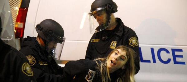 反对特朗普的示威者封锁了华盛顿的一条公路 - 俄罗斯卫星通讯社