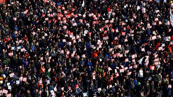 约50万人聚集在首尔要求弹劾朴槿惠 - 俄罗斯卫星通讯社
