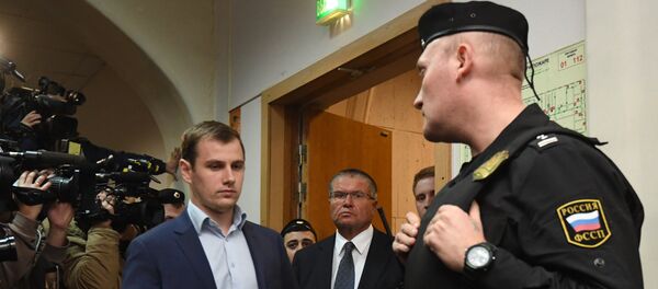 莫斯科市法院拒绝解除前经济发展部长乌柳卡耶夫的软禁 - 俄罗斯卫星通讯社