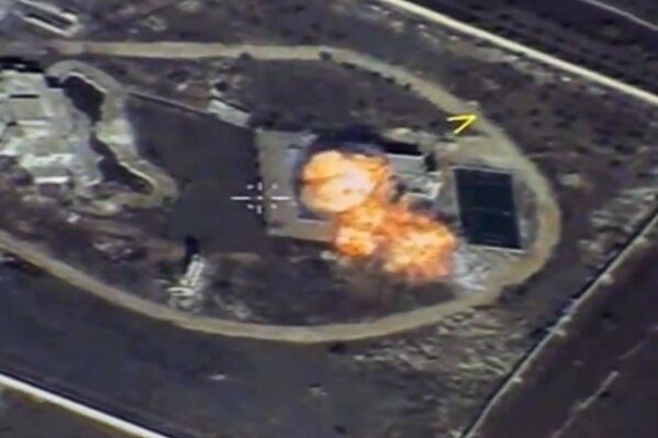 俄聯邦空天部隊對敘利亞的恐怖分子基地進行了大規模打擊 - 俄羅斯衛星通訊社