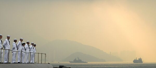 新加坡向香港派出一组专家以保障被扣留的装步战车安全 - 俄罗斯卫星通讯社