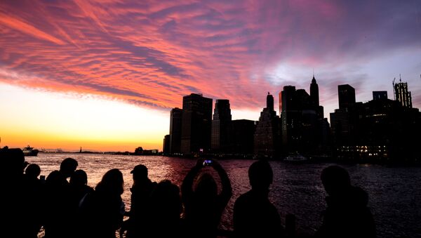 民調：超過80%美國人指出2016年社會分裂加劇 - 俄羅斯衛星通訊社