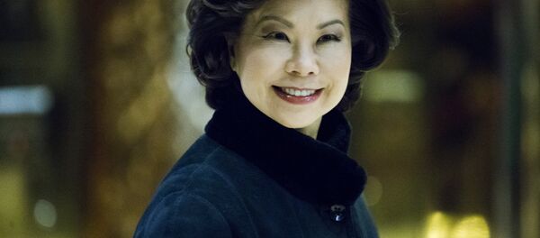 超小兰 - 俄罗斯卫星通讯社