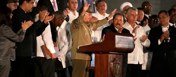 劳尔·卡斯特罗 - 俄罗斯卫星通讯社