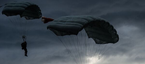 俄伞兵 - 俄罗斯卫星通讯社
