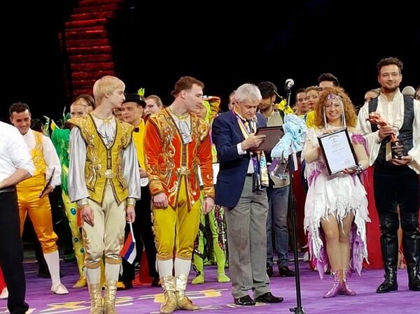 俄羅斯演員在珠海第三屆國際馬戲藝術節   - 俄羅斯衛星通訊社