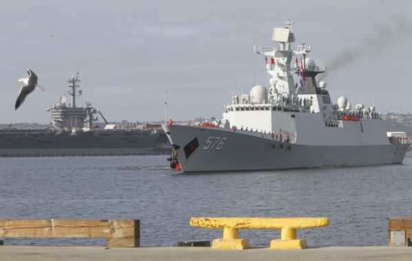 停靠在加利福尼亚州圣迭戈港的中国海军军舰 - 俄罗斯卫星通讯社