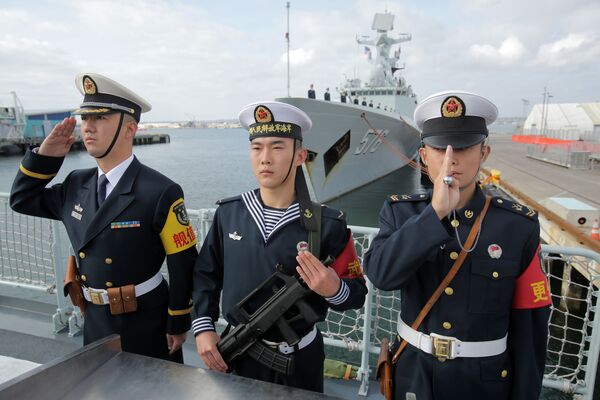 加利福尼亞州的中國海軍士兵 - 俄羅斯衛星通訊社