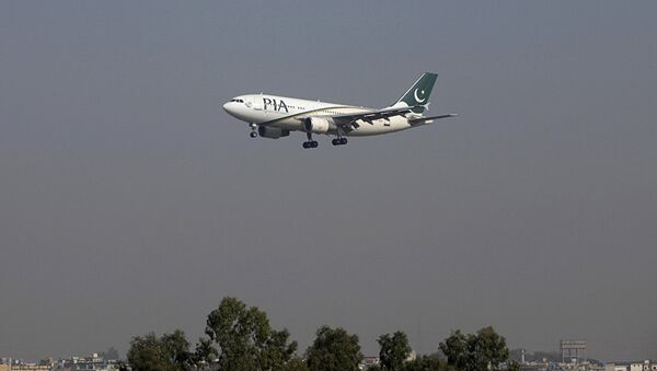 据媒体报道，一架载有47名乘客的飞机，在巴基斯坦赫韦利扬市附近失事 - 俄罗斯卫星通讯社