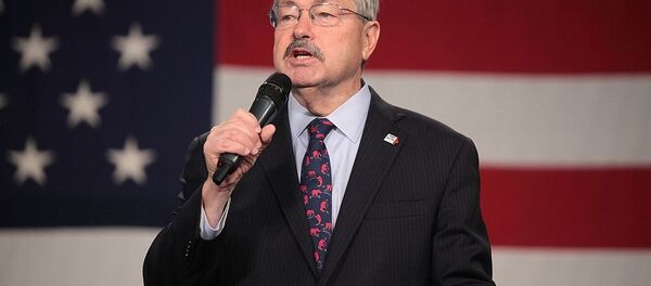 特里·布兰斯塔德 - 俄罗斯卫星通讯社