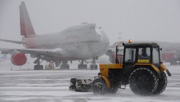 莫斯科各机场1月2日因天气原因20多个航班延误 9个被取消 - 俄罗斯卫星通讯社