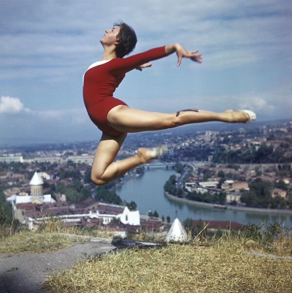 第比利斯的女體操運動員，1974年。 - 俄羅斯衛星通訊社