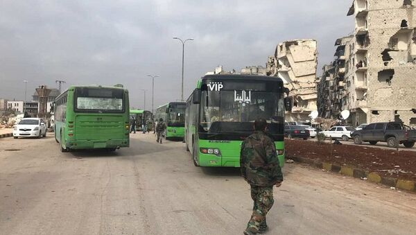 阿勒颇东部疏散武装分子及其家人的行动结束 - 俄罗斯卫星通讯社