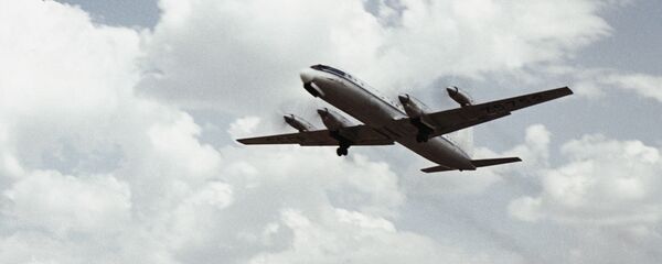 據俄羅斯國防部消息，在雅庫特緊急迫降的伊爾-18客機上所有乘客和機組人員全部生還。 41 - 俄羅斯衛星通訊社