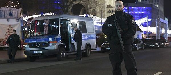 柏林圣诞集市货车碾压人群现场的救援行动结束 45名伤者被送医 - 俄罗斯卫星通讯社