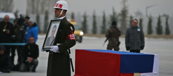 Церемония прощания с российским послом в Турции Андреем Карловым в аэропорту Анкары Церемония прощания с российским послом в Турции Андреем Карловым в аэропорту Анкары - 俄罗斯卫星通讯社