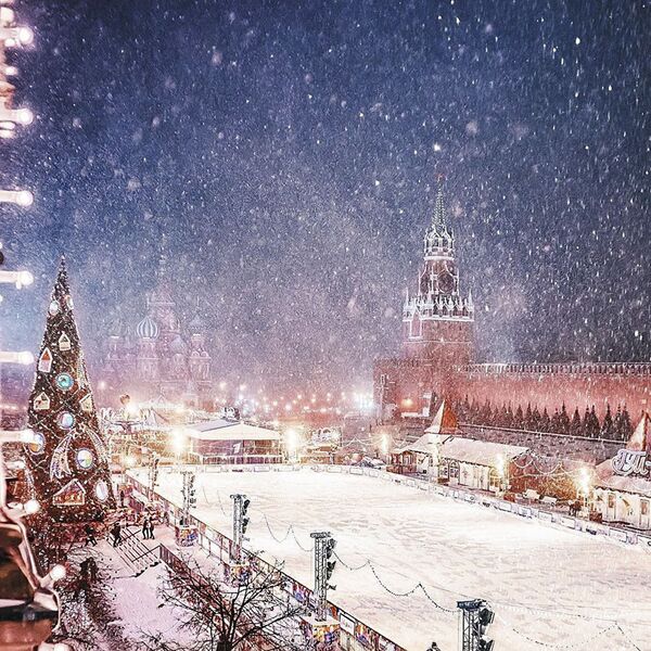莫斯科红场上的溜冰场 - 俄罗斯卫星通讯社