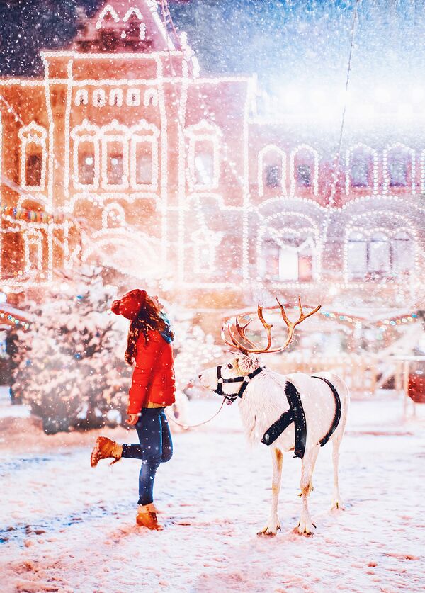 女孩和驯鹿，红场 - 俄罗斯卫星通讯社