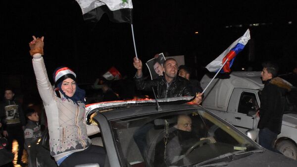 阿勒颇市民欢庆解放：这一天我们等了五年 - 俄罗斯卫星通讯社