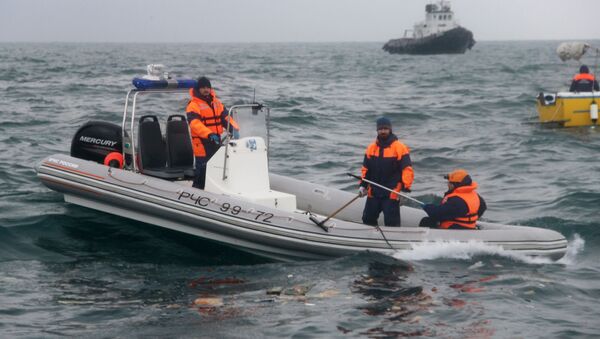 俄国防部：搜救组在黑海又找到三块图-154飞机残骸 - 俄罗斯卫星通讯社