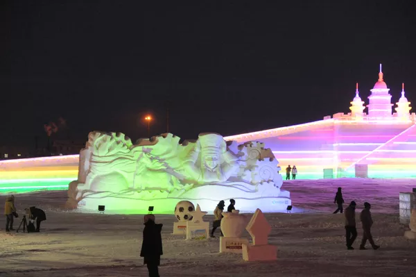 冰雪主題園區內的冰雕 冰雪主題園區內的冰雕 - 俄羅斯衛星通訊社
