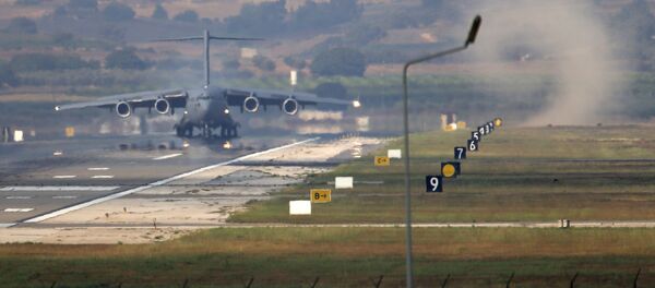 Самолет ВВС США на авиабазе Инджирлик в Турции - 俄罗斯卫星通讯社