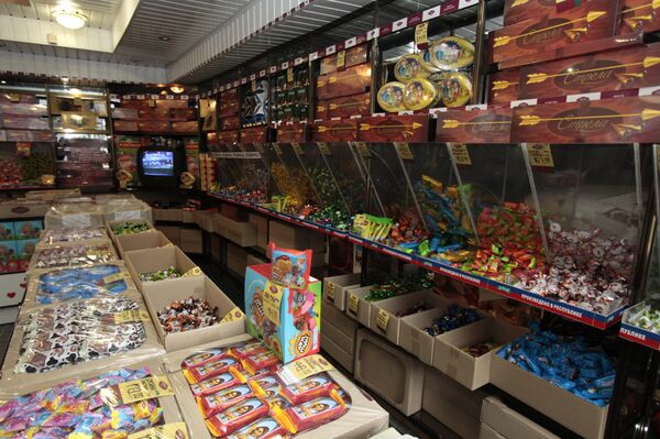 包裝鮮艷的散裝的俄羅斯巧克力 包裝鮮艷的散裝的俄羅斯巧克力 - 俄羅斯衛星通訊社