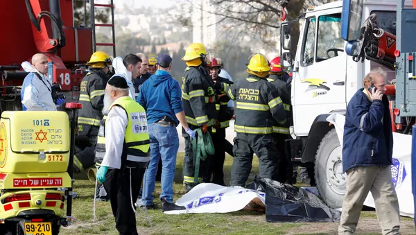外媒：耶路撒冷卡車衝向路人導致3人死亡約15人受傷 - 俄羅斯衛星通訊社