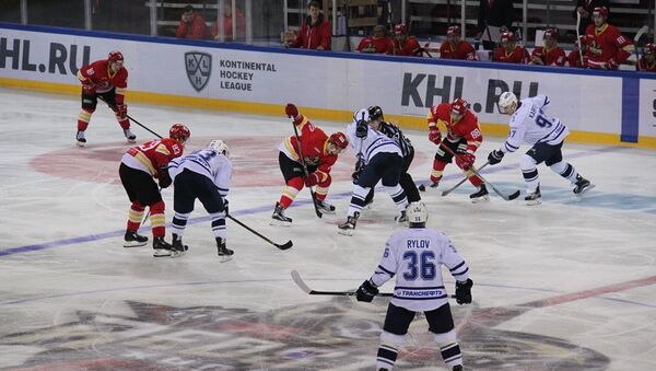 莫斯科“斯巴達克”冰球俱樂部在大陸冰球聯賽中大比分戰勝崑崙鴻星俱樂部 - 俄羅斯衛星通訊社
