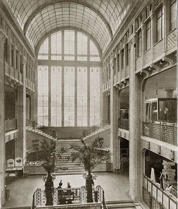 軍事商場(1913年) 軍事商場(1913年) - 俄羅斯衛星通訊社