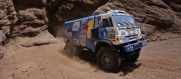 俄“KAMAZ-master” 车队 - 俄罗斯卫星通讯社