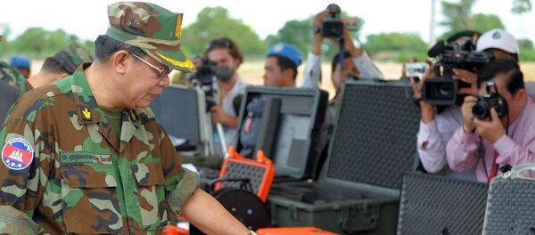 柬埔寨首相洪森參加柬美年度軍演“吳哥哨兵2010” - 俄羅斯衛星通訊社