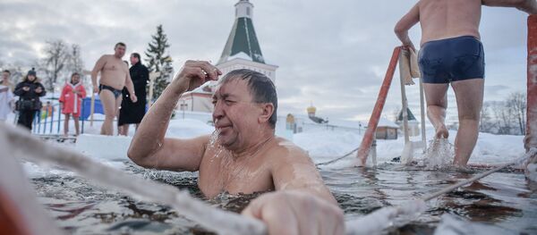 莫斯科已為耶穌受洗日冬泳作好準備 莫斯科已為耶穌受洗日冬泳作好準備 - 俄羅斯衛星通訊社
