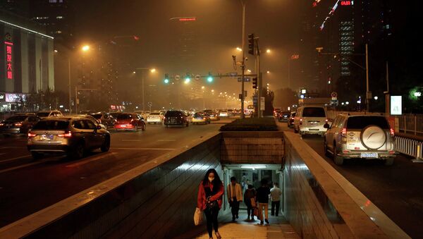 媒體：燃放爆竹或導致北京大年初一空氣重度污染 - 俄羅斯衛星通訊社