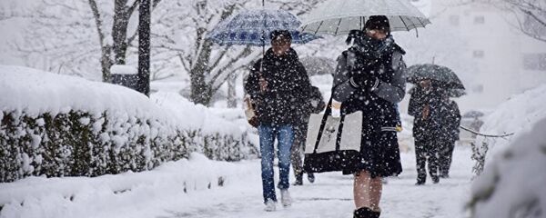 日本西北部遭遇创纪录大雪侵袭 日本西北部遭遇创纪录大雪侵袭 - 俄罗斯卫星通讯社