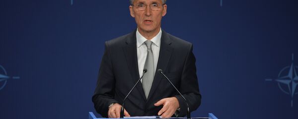 斯托尔滕贝格：美总统承诺支持北约对俄两手抓的立场 - 俄罗斯卫星通讯社