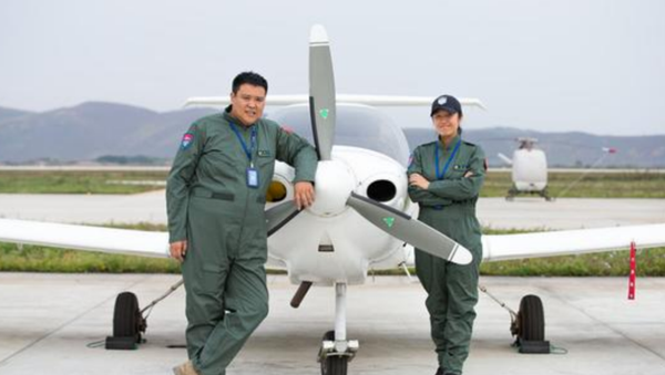 一对中国夫妇将驾驶轻型飞机环球旅行 - 俄罗斯卫星通讯社