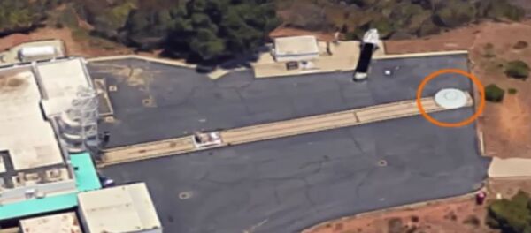 网民们在NASA总部旁看到了UFO 网民们在NASA总部旁看到了UFO - 俄罗斯卫星通讯社