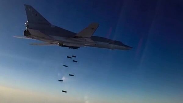 俄国防部：图-22M3轰炸机空袭叙国代尔祖尔省打击恐怖分子设施 - 俄罗斯卫星通讯社
