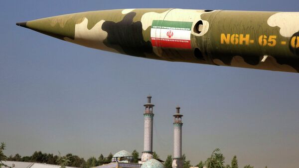 伊朗以導彈回應美國的制裁 - 俄羅斯衛星通訊社