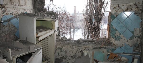 頓涅茨克一棟被烏軍炮擊受損的房子 頓涅茨克一棟被烏軍炮擊受損的房子 - 俄羅斯衛星通訊社